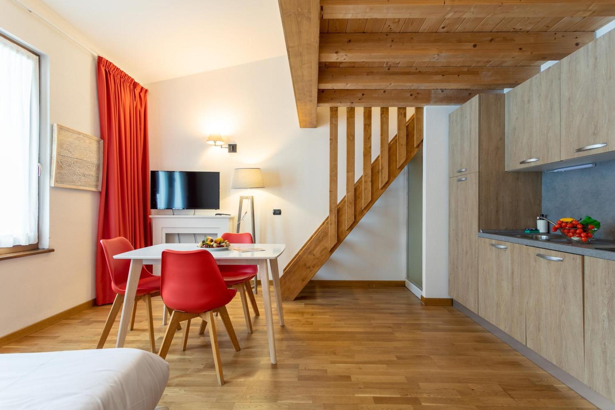 Gressoney Saint-Jean Apartments By Halldis Exterior foto
